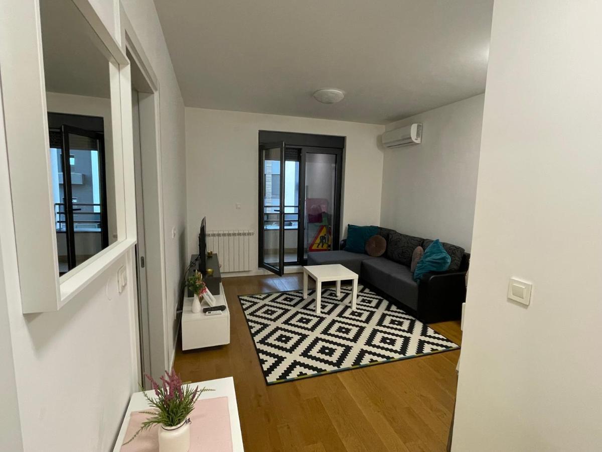 Neva Apartment Belgrad Zewnętrze zdjęcie
